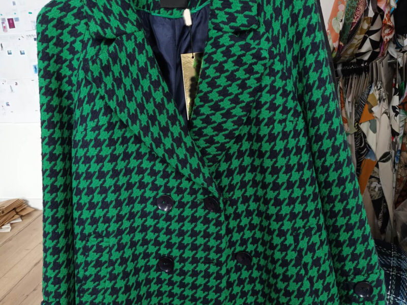 Zlecę produkcję Marynarek Damskich